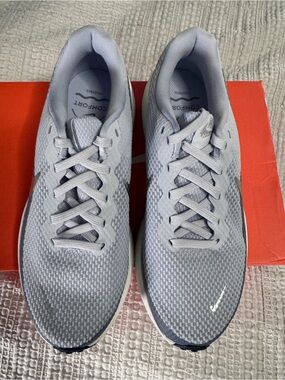 Nike Women's Light Lavender Athletic Running Shoes